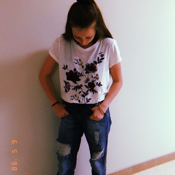 Meet your Posher, Shelby - Picture 2 of 4